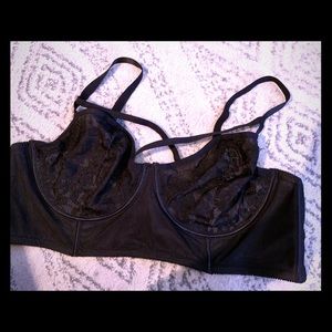 Cross cross front torrid bustier bra